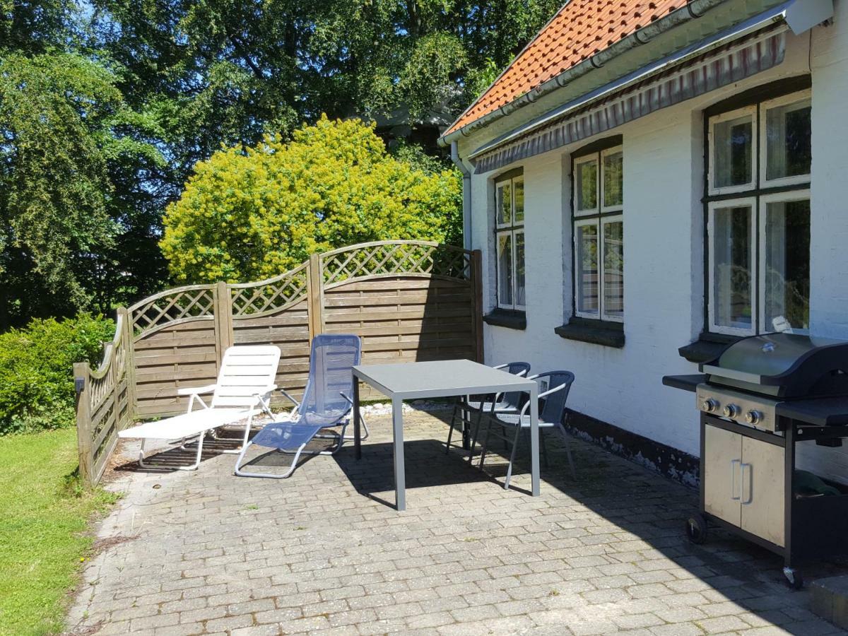 Cosy Farmhouse Dobbelt Bedroom Stege Exterior foto